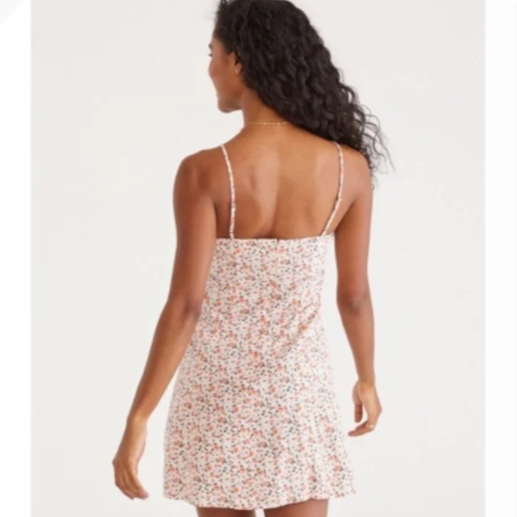 NWT Aeropostale Floral V-Neck Button-Front Mini Dress - size XS - Picture 3 of 4